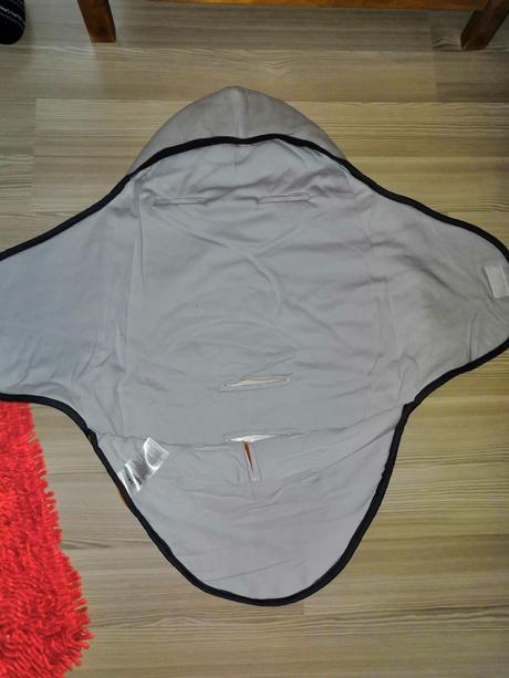 Fusak do autosedačky, lupilu