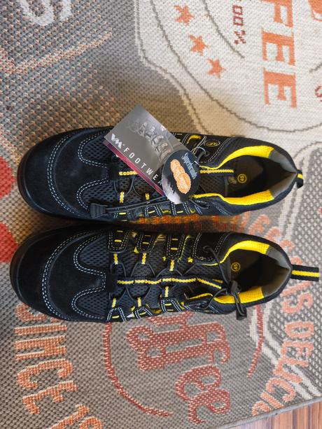 Bezpečnostná pracovná obuv, 45