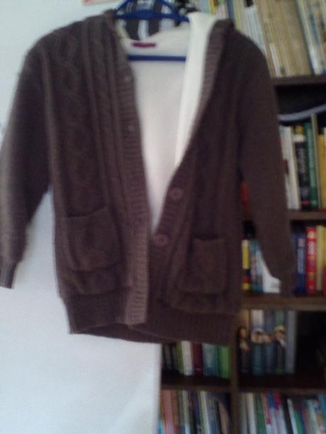 Strikovany sveter s kapucnou, 140