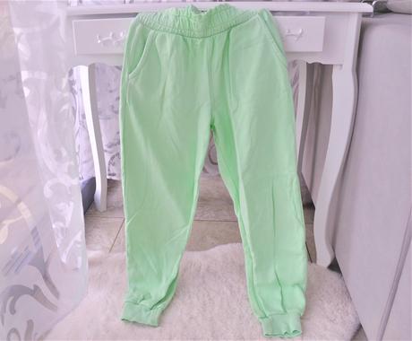 Neónovo zelené tepláky-140, 140