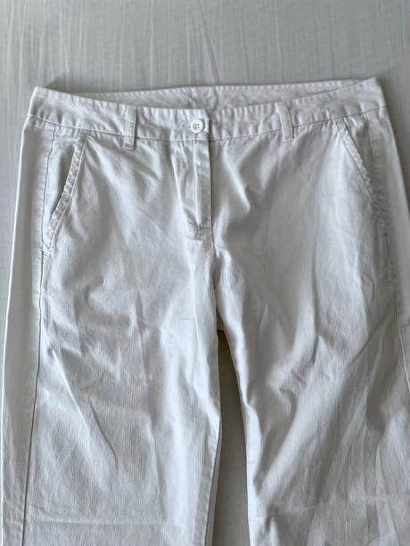 Biele nohavice-rifle vel.m, benetton,m