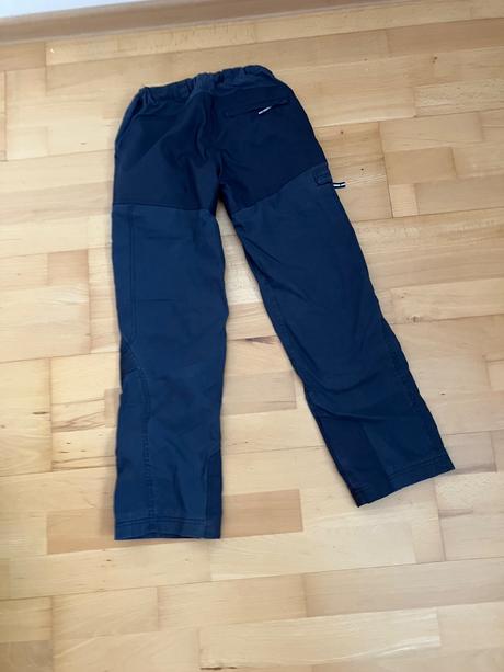 Hrubé nohavice, 140