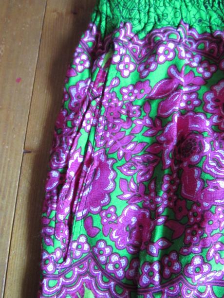 Farebné háremky, m