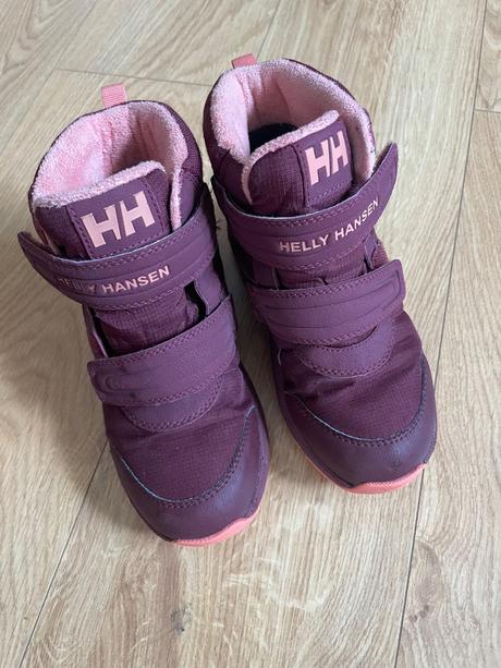 Helly hansen, vyborny stav, po dcerke, 31