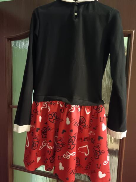 Elegantne saty už aj s poštou 12 rokov značk a dee, 152