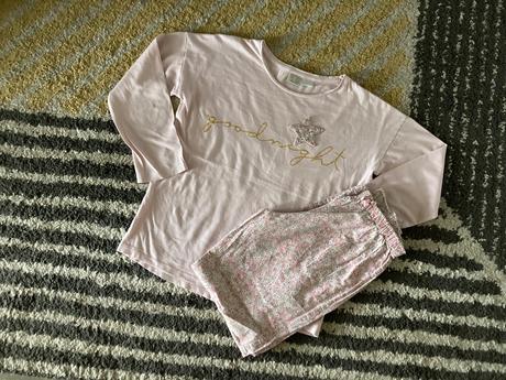 Kvetinkové pyžamo zara, zara,140