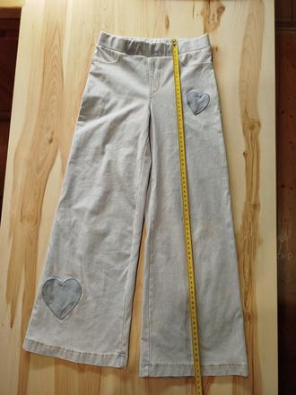 Široké džegíny s nastaviteľným pásom., h&m,122