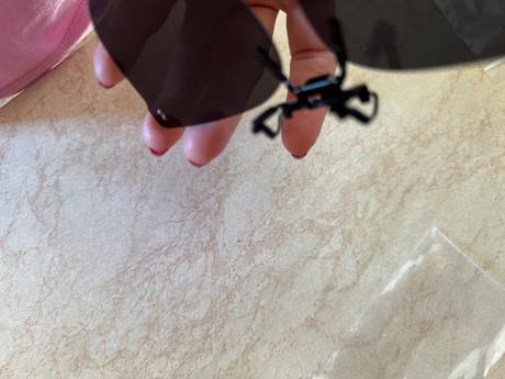 Klip , násada proti slnku na dioptr. okuluare, 