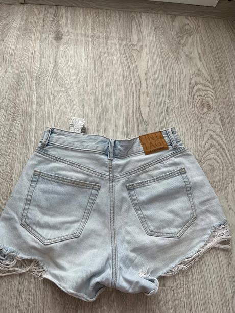 Modré riflové šortky, stradivarius,36