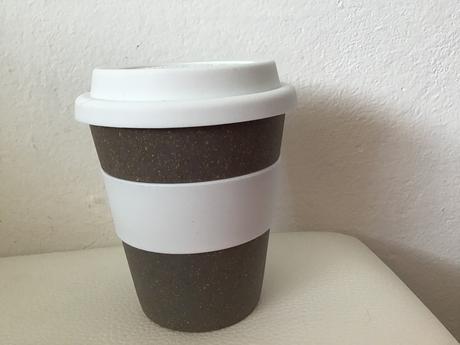 Bambusový pohár so silikónovým vrchnákom, biela,