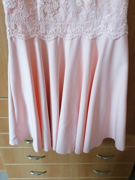 Spoločenské šaty, 48