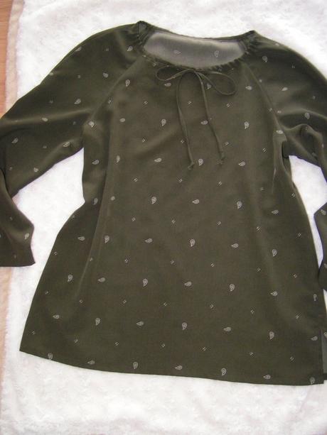 Blúzočka šitá u krajčírky, m