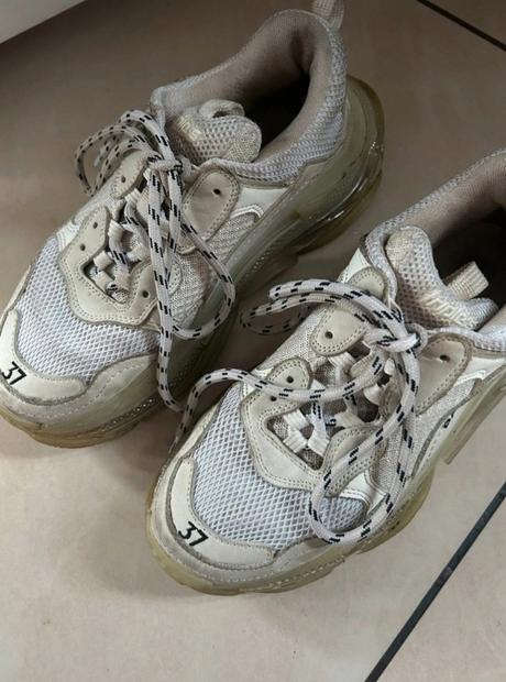Balenciaga triple s, 37