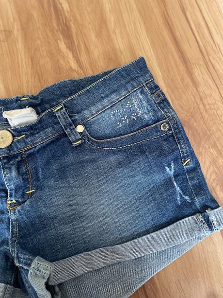 Dievčenské kratasy, xs