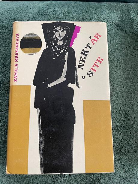 Markandaya kamala. nektár v site,