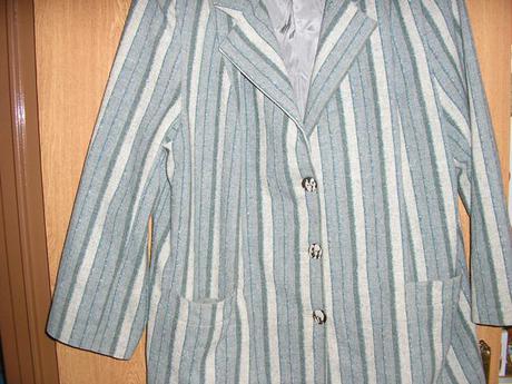 Nenosený kostým, 56