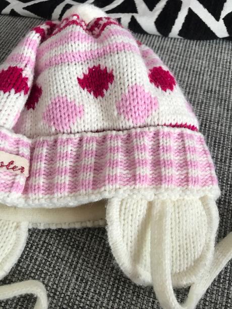 Krásna teplá čiapka na zimu, 42-44, 62