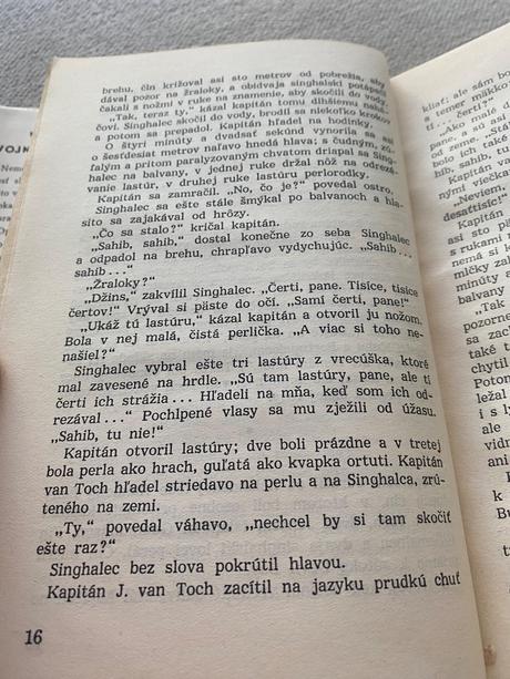 Stará kniha vojna s mlokmi karel čapek 1955,