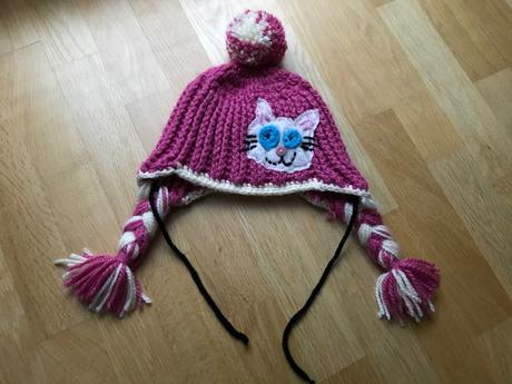 Zimná ciapocka s macickou, 98