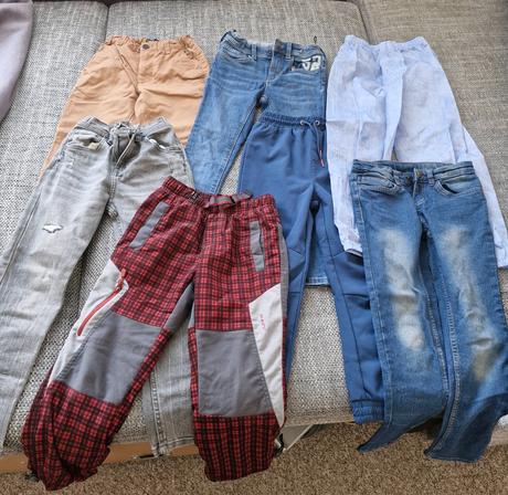 Balík nohavíc, 122–134