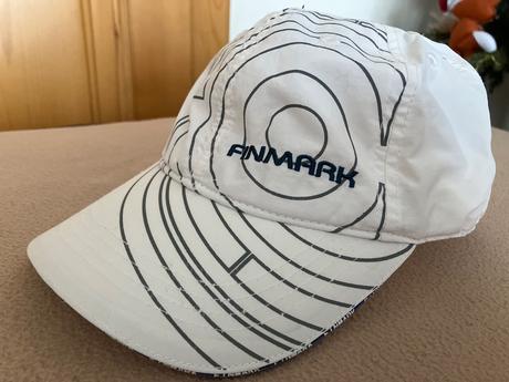 Tenká šiltovka, 110