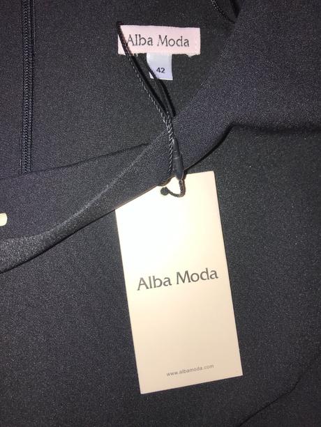 Krásne puzdrové šaty, 42