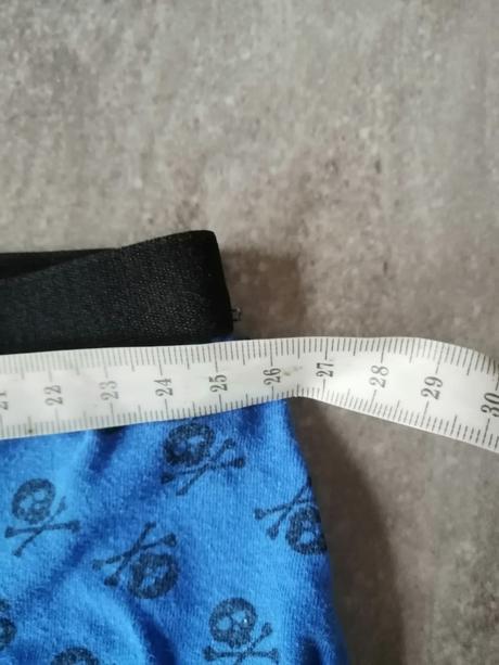 Pirátske slipy v134-140, 8-9r., 134