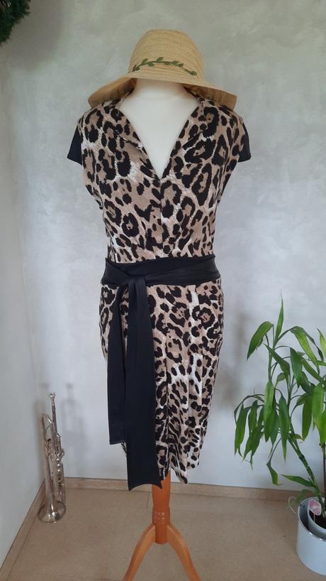 3.ŝaty hnedo-čierne  38, bonprix,38