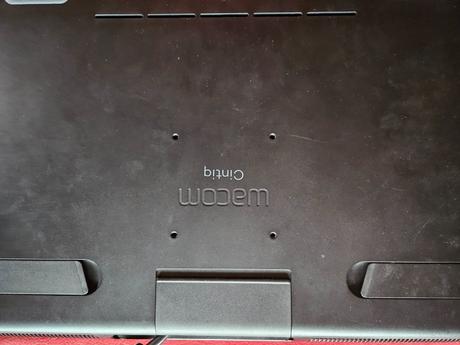 Grafický tablet wacom cintiq 16,