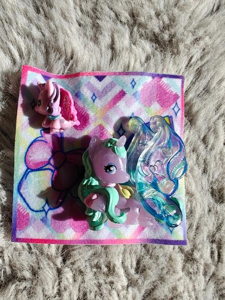 Hatchimals jednorožec rodinka,