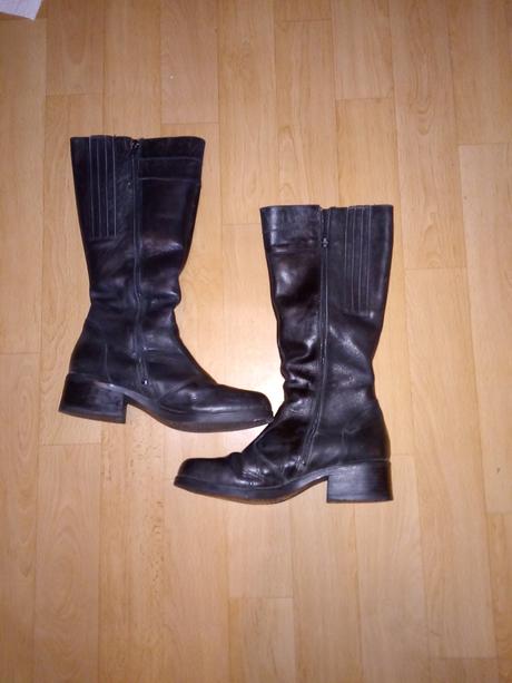 Cierne vysoke cizmy vel. 40 zateplene, 40