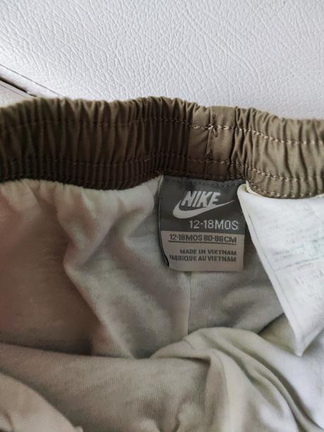 Šušťakové nohavice nike, 86