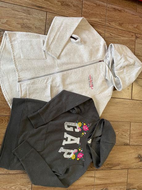 Mikiny 2ks, reserved,140