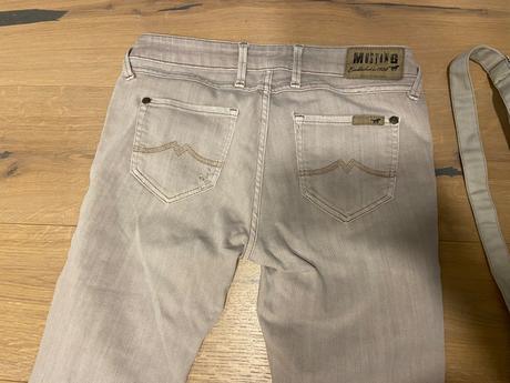 Stylove rifle mustang s odopinacimi trakmi, mustang,36