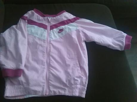 Prechodna vetrovka, nike,86