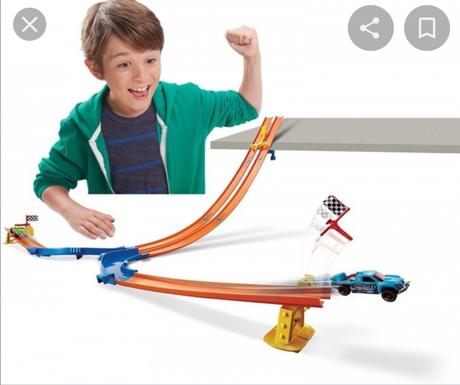 Hot wheels dvojitá dráha,