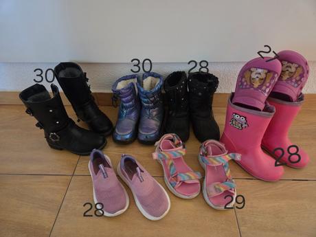 Obuv, 28