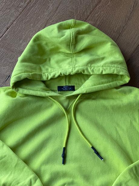 Over size krikľavá mikina, bershka,s