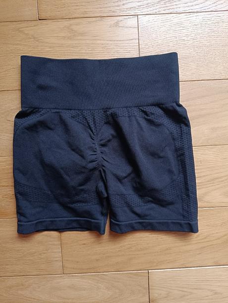Zoštíhľujúce kraťasy, m