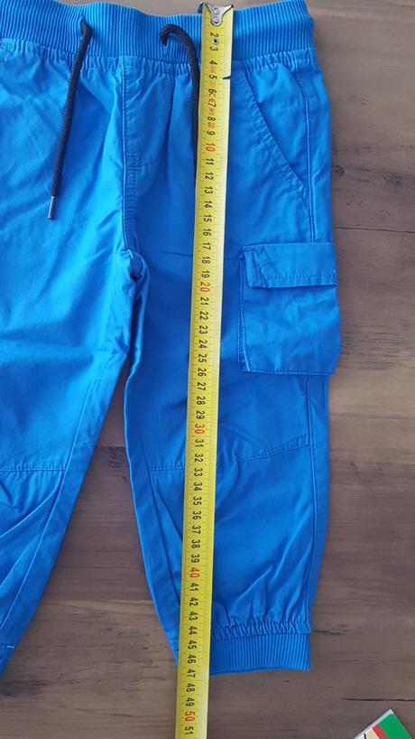 Nohavice s kapsami, lupilu,92