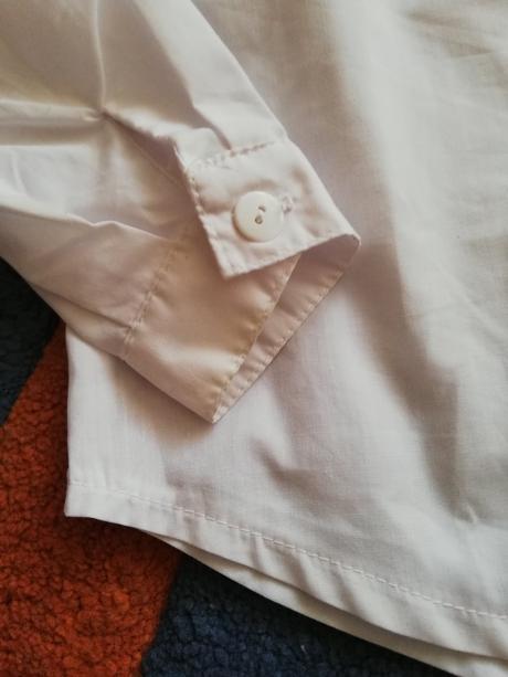 Spoločenska košeľa, 110