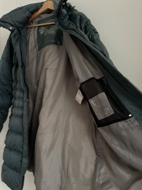 Krásny vetrovkový kabát od betty barclay, 46