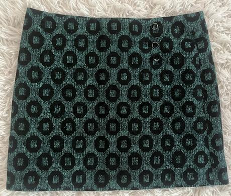 Damska mini sukňa tu, tu,l