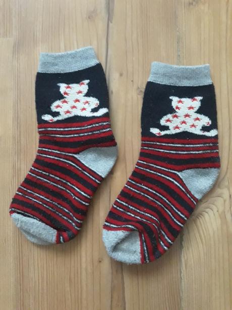 Ponožky a podkolienky, 30