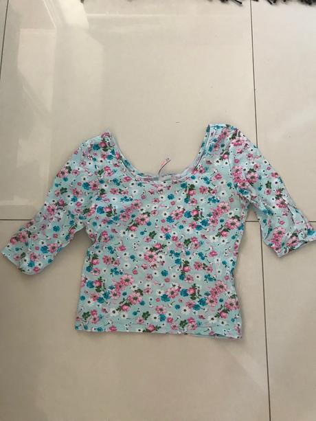 Kvetinkove tricko, amisu,s