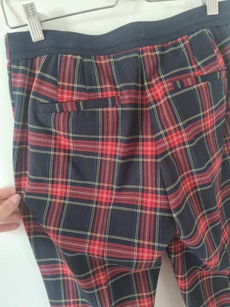 Zara karovane nohavice, zara,m
