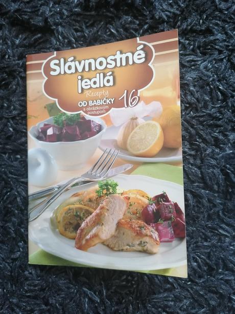 Kniha slávnostné jedlá,