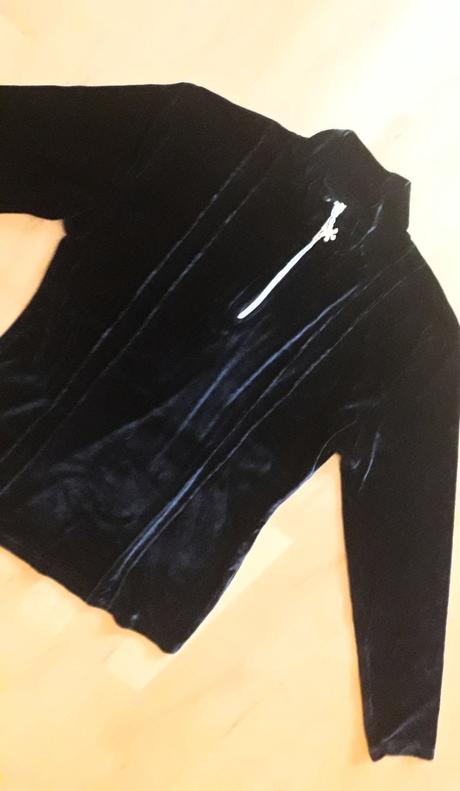 Cierny sametovy svetrik,kvalitny,ako novy,pc 49,90, s