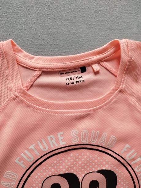 Funkcna suprava na sport, kik,170