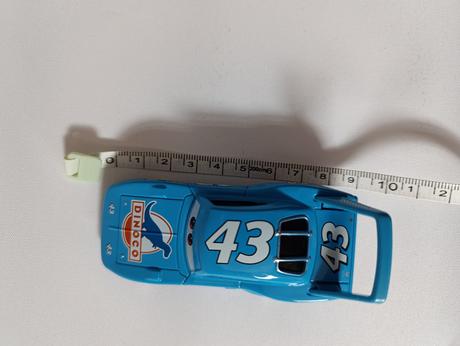 Cars,, the king,, mcqueen autá, 